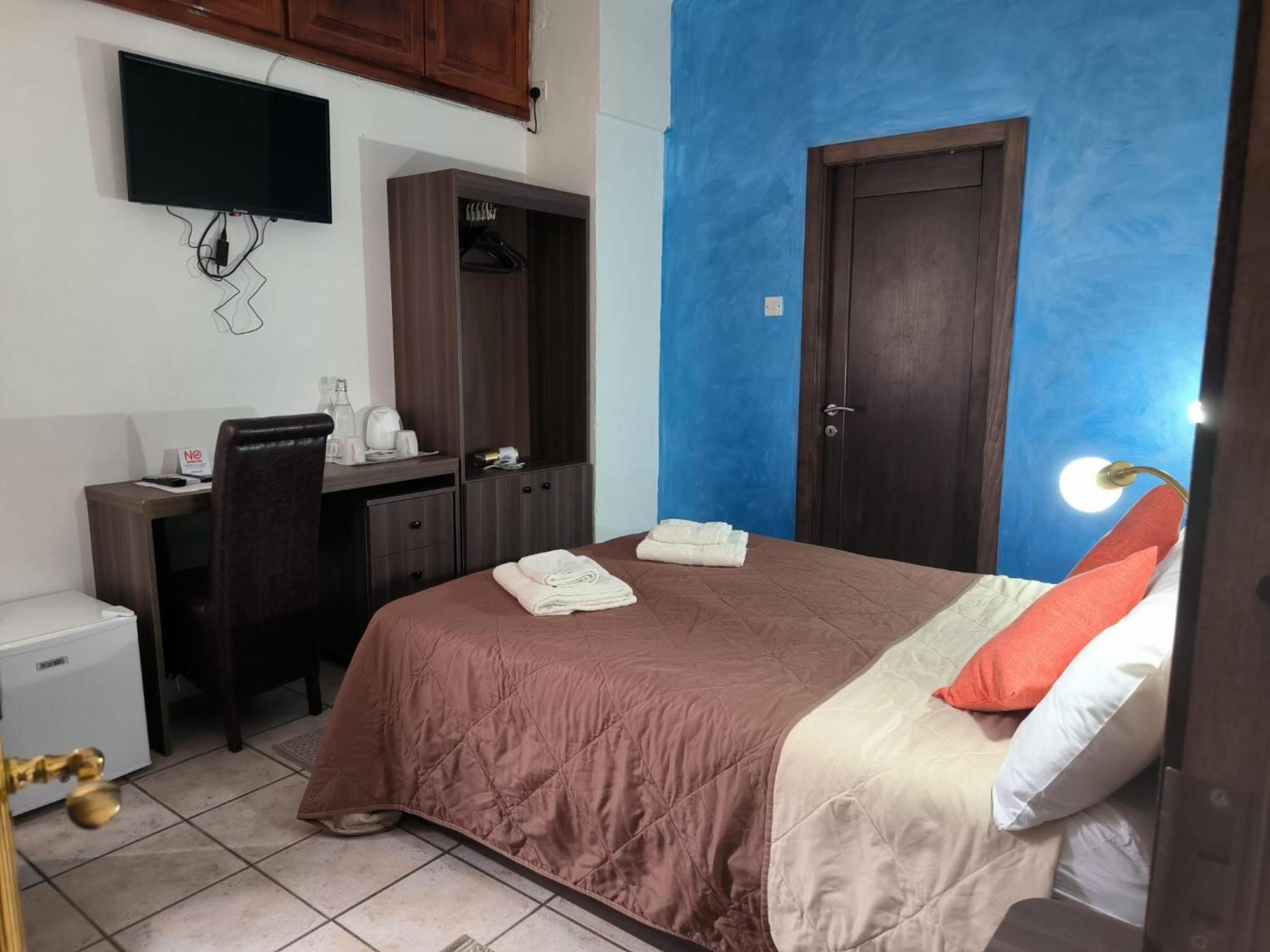 Tarona Guesthouse St. Paul's Bay Exterior foto